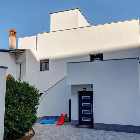 Villa Miema With Jacuzzi Zadar Exterior photo